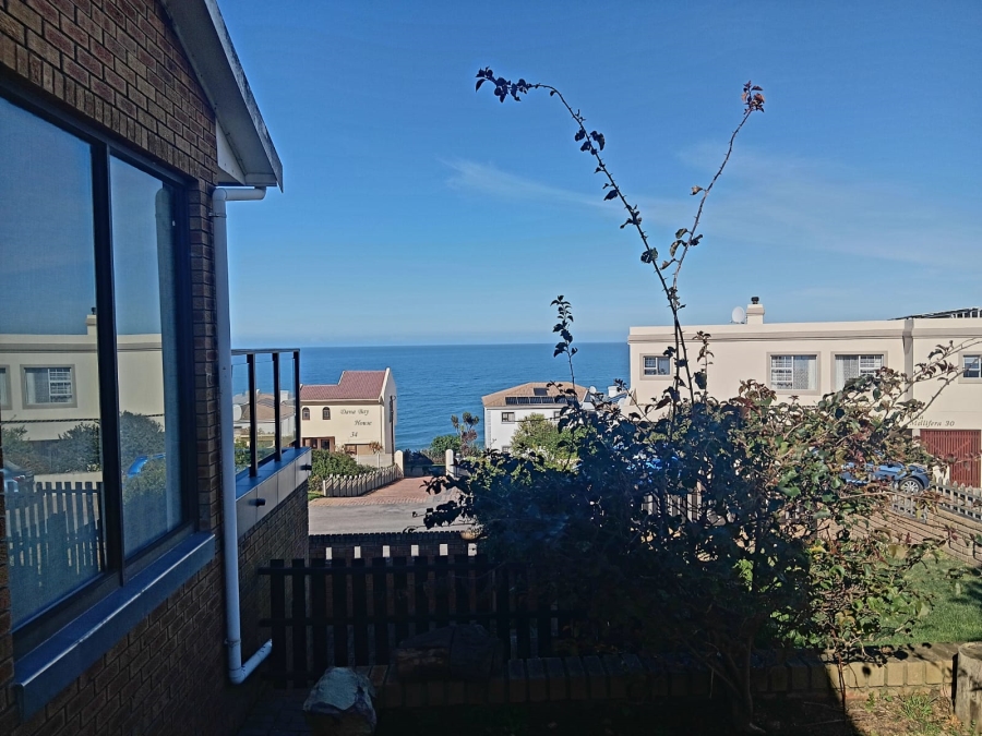 To Let 3 Bedroom Property for Rent in Dana Bay Western Cape
